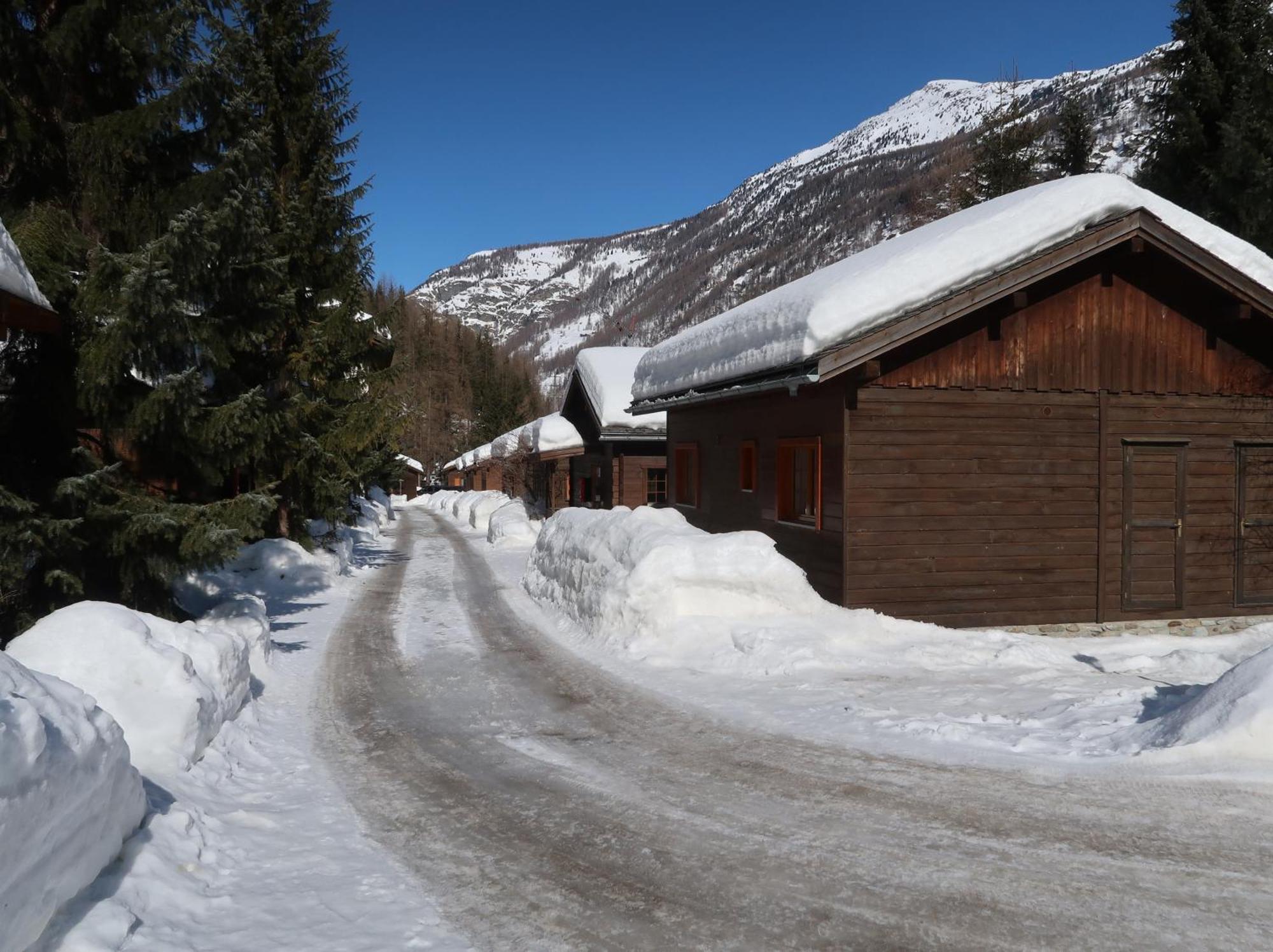 Residenz Edelweiss Saas320 Saas-Balen Exterior foto